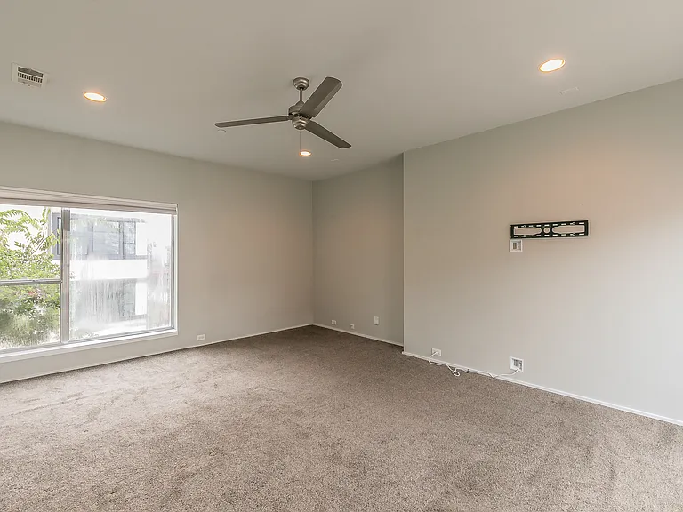 5205 Capitol Ave #6 — Photo 23
