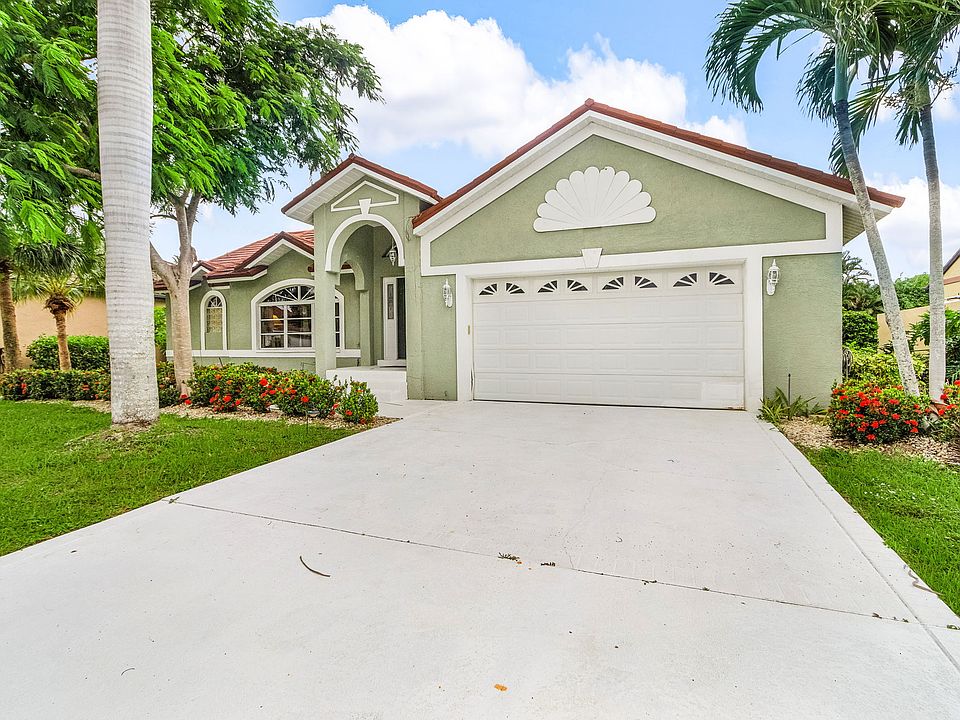 1st image of 8549 S Lake Cir