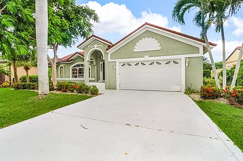 8549 S Lake Cir Photo 1