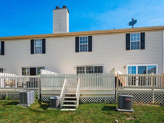 4th image of 2543 Hyacinth Ln #34B