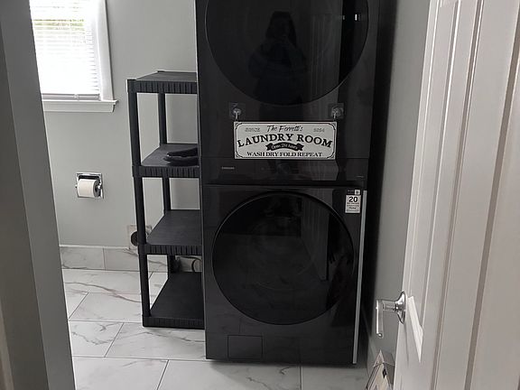 washer/ dryer