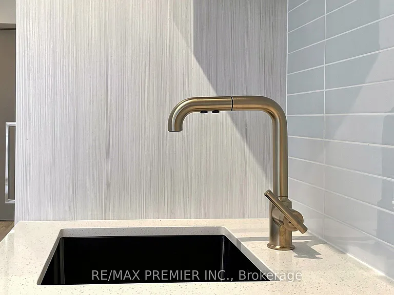 634 Church St #3308 — Photo 15