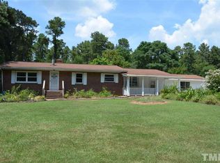 366 Stage Coach Rd, Siler City, NC 27344