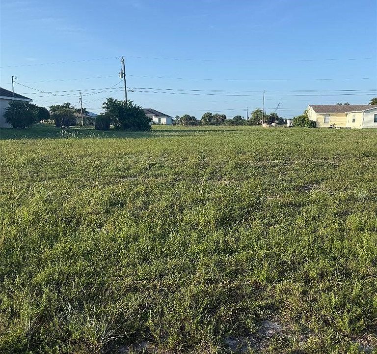 1st image of 2020 NE 18th Ter