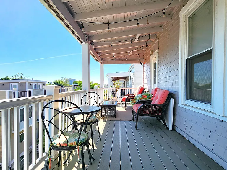 121 Heath St #2 — Photo 11