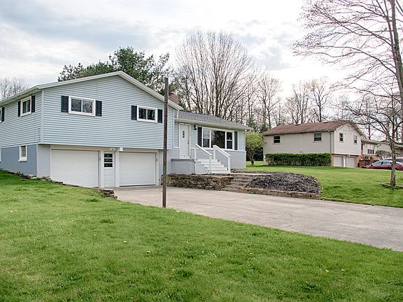 2nd image of 2698 Lutz Ave