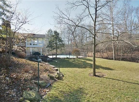 5th image of 891 Durrow Dr