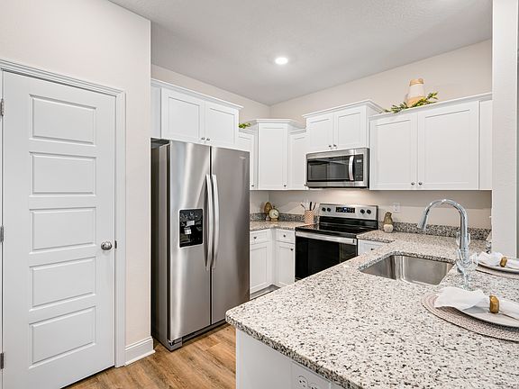 4th image of 2790 College Cv #1004