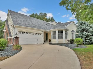 1263 Pond View Ln, White Bear Township, MN 55110