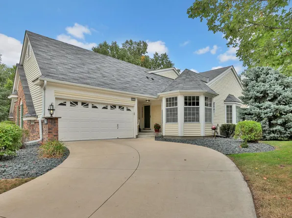 1263 Pond View Ln, White Bear Township, MN 55110