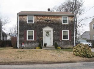 33 Planet Ave, Riverside, RI 02915