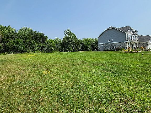 4th image of 8120 W 101st Pl