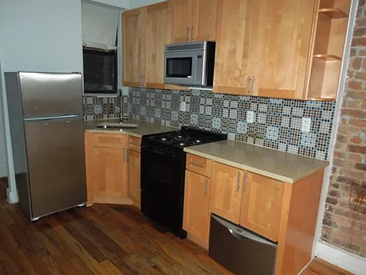 Rented by 5 Boro Realty Corp | media 12