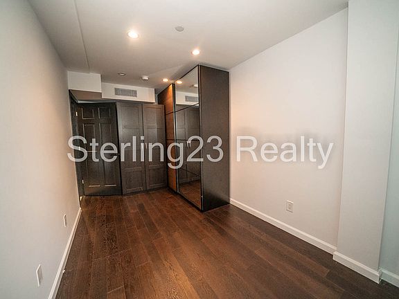 5th image of 25-45 14th St #1F