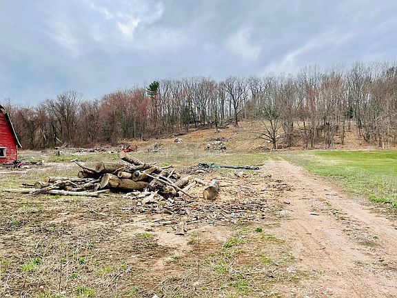 2nd image of 85 College Hwy