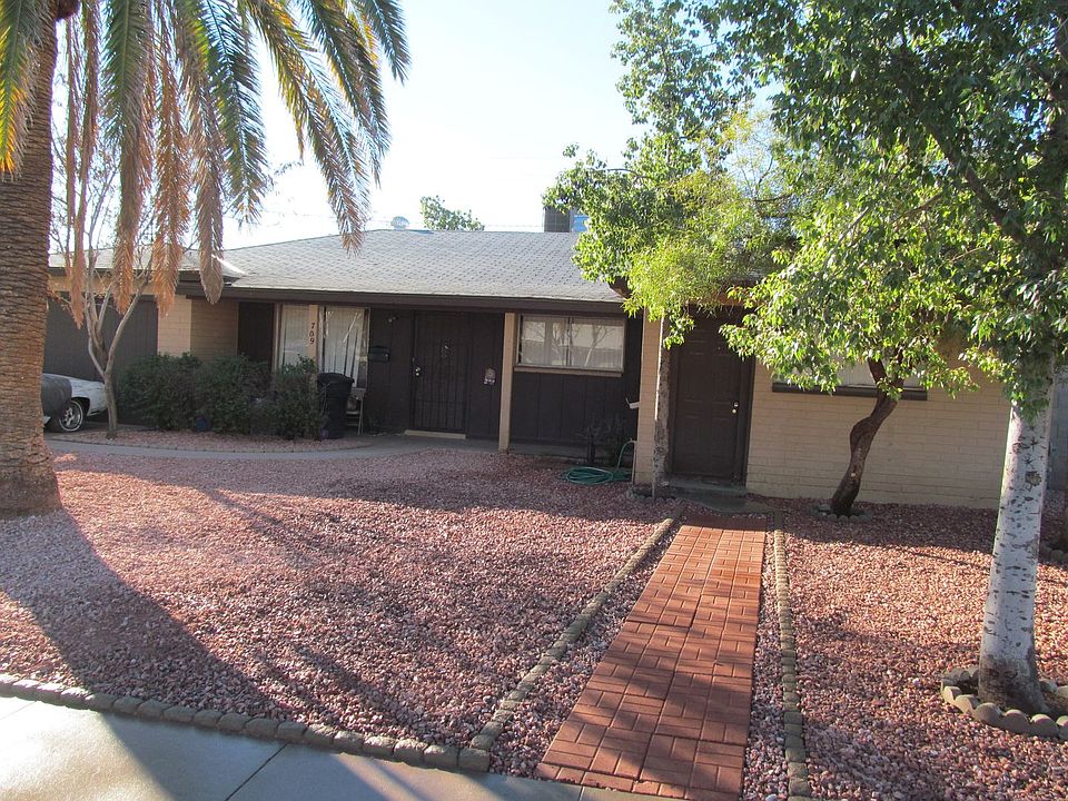 1st image of 709 E 8th Ave