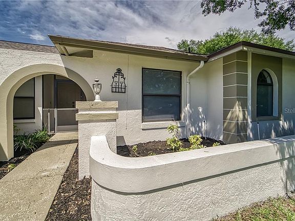 2nd image of 3202 Thackery Way