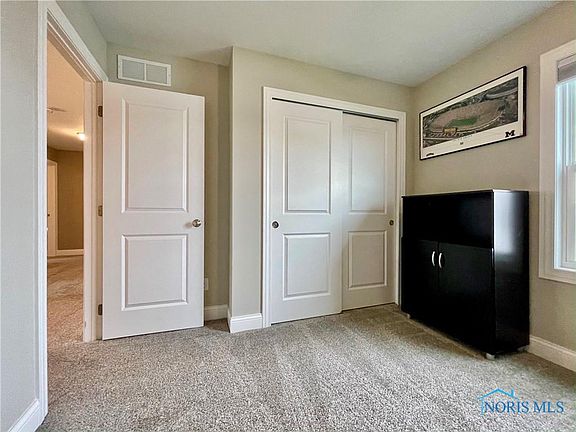 4th image of 203 Enright Dr