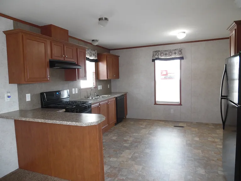 6500 S Division Ave — Photo 11