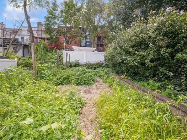 1010 East 230th Street image 10 of 18