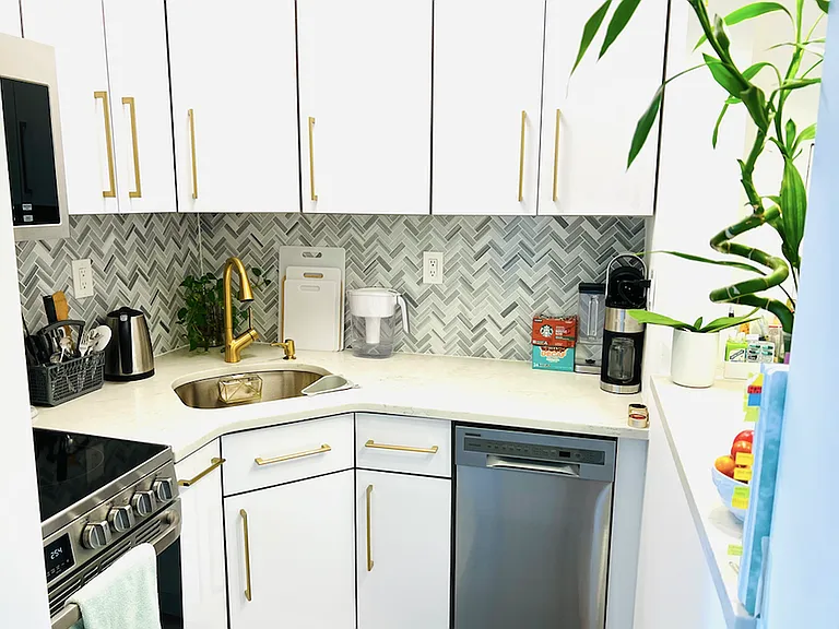 1111 Boylston St #48 — Photo 5