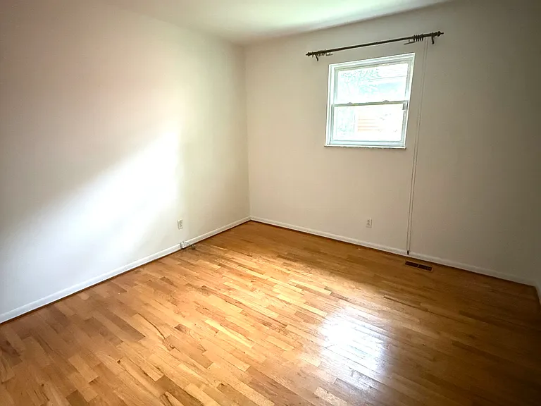 6031 Carrollton Ave — Photo 22