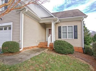 501 Sherwood Hills Dr, Winston Salem, NC 27104