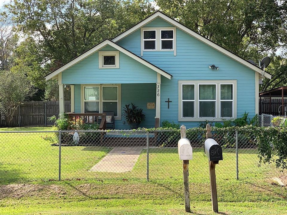 1st image of 326 S Urbanec St