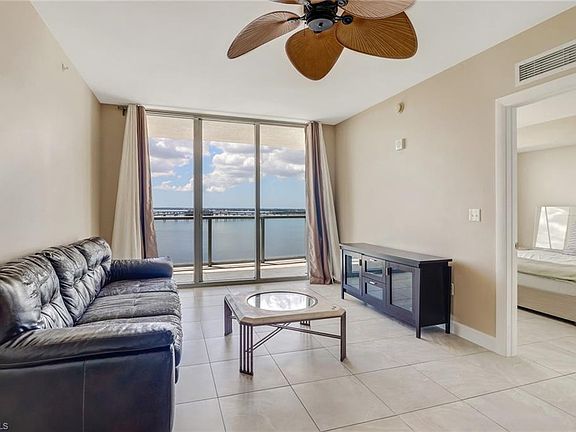 Home For Sale In Oasis