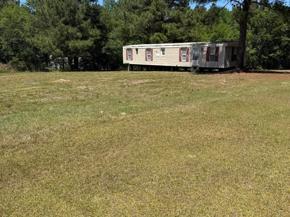 825 Black Rd, Sanford, NC 27330