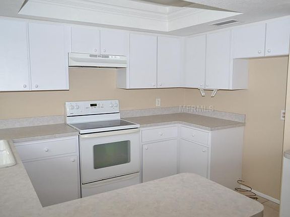3rd image of 2930 Saint Croix Dr