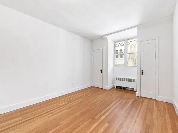 6 East 65th Street image 1 of 9