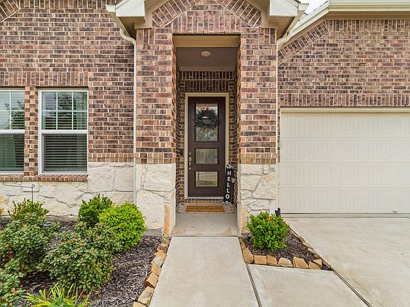 5th image of 19842 Mountain Vista Dr