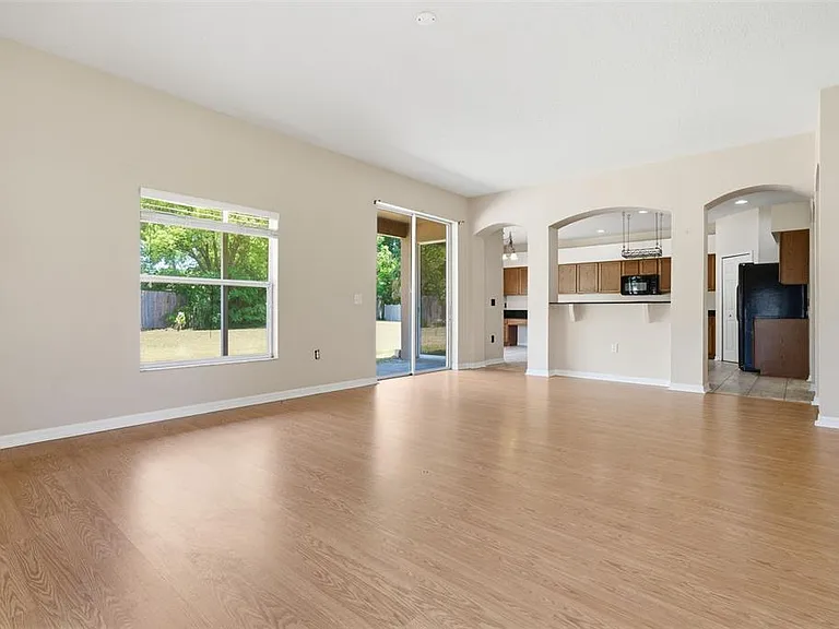 2631 Queen Alberta Dr — Photo 9