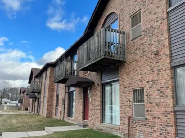 33621 Utica Rd APT 16, Fraser, MI 48026