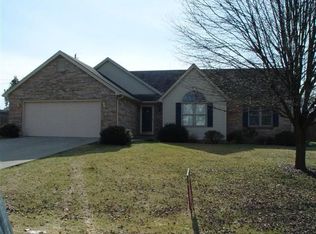 1048 Twelve Oaks Dr, Lawrenceburg, KY 40342