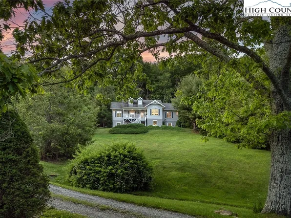 8326 Nc Highway 194, Banner Elk, NC 28604