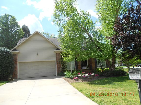 Beautiful landscaped front