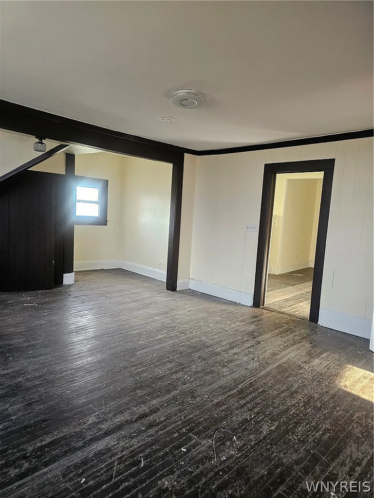 1 bed, 1.0 bath, 1000 sqft, $1,200 — Photo 2