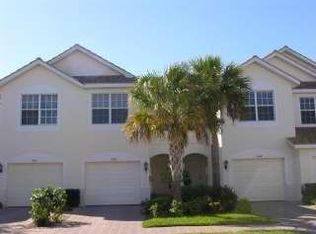 940 Hampton Cir, Naples, FL 34105