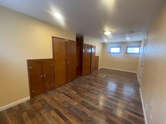 4th image of 380 Willett St Unit 2