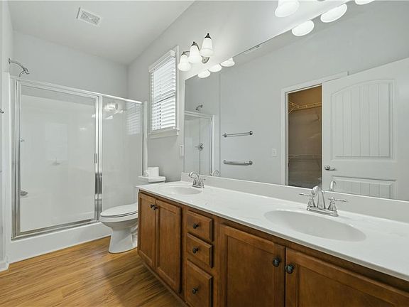 4th image of 147 Mount Moriah Rd