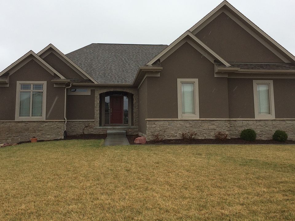 1st image of 5631 S 93rd St