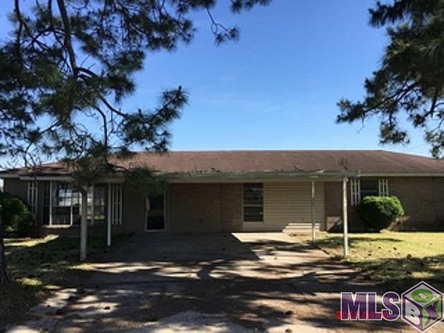 1st image of 1422 Parkway Dr