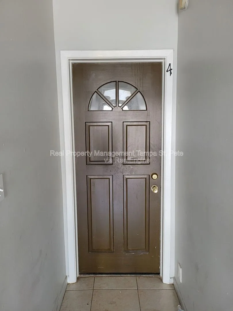 Building Photo - 3005 Sanchez St #4