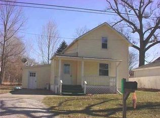 404 Osborn St, Eaton Rapids, MI 48827