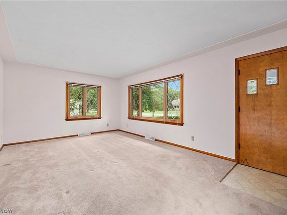 4th image of 7454 Oberlin Rd