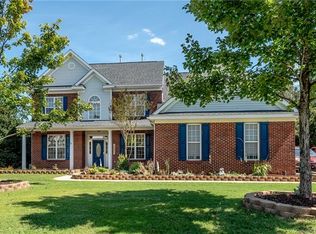 1305 Skyler Dr, Waxhaw, NC 28173