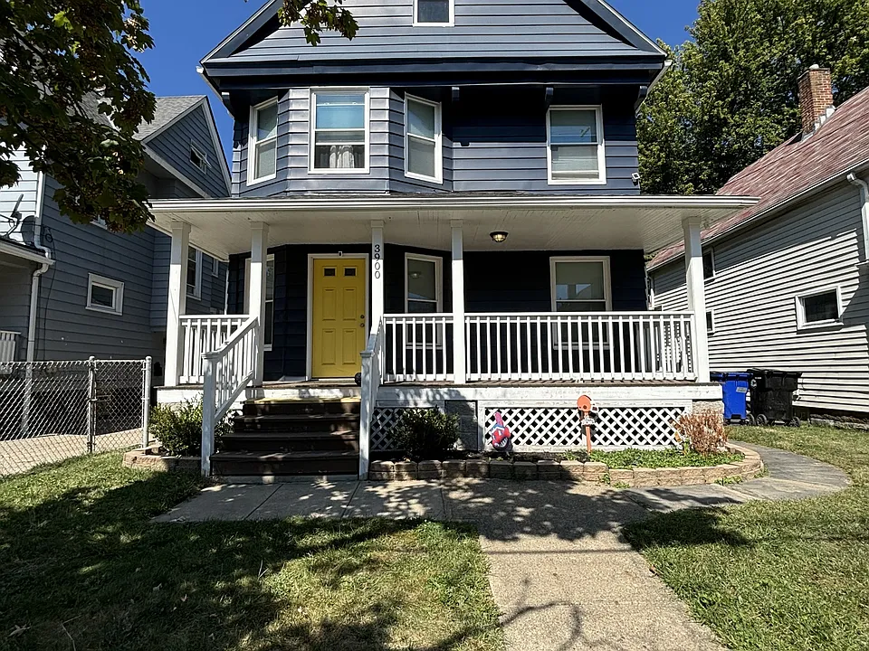 3900 Robert Ave