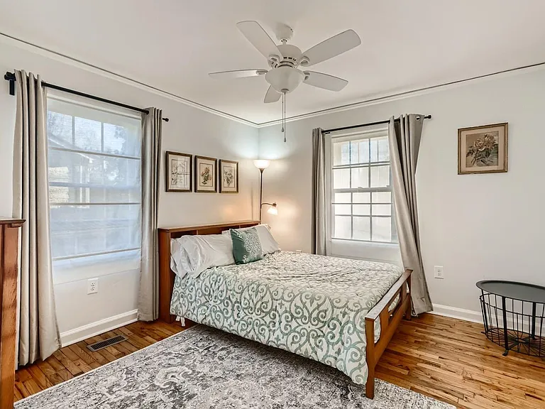 1149 Vista Trl NE — Photo 18